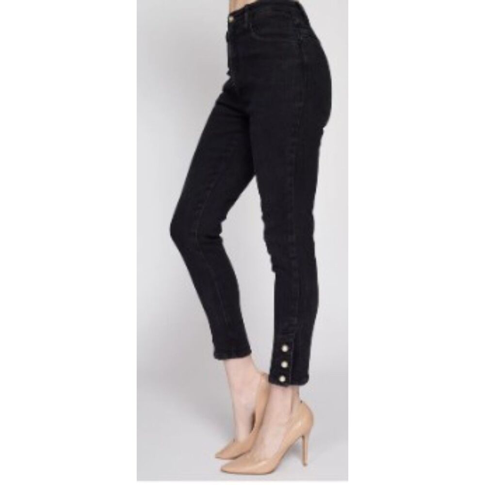 Vintage Café La Vie High-Rise Black Jeans with Faux Pearl Button Detail Size 5/6